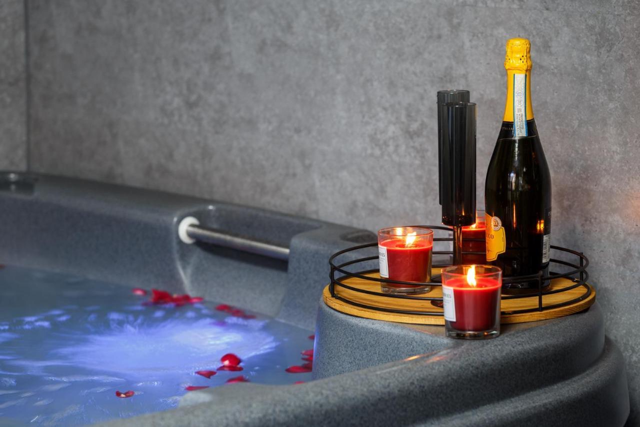 Riverside Studio With Jacuzzi! Sheffield Luaran gambar